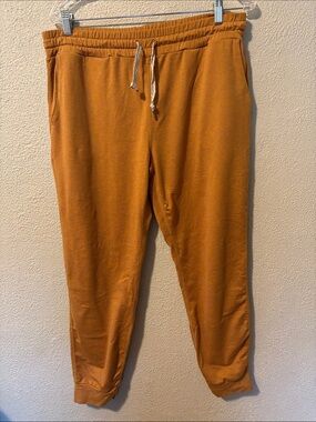 Women’s large gold vuori pants